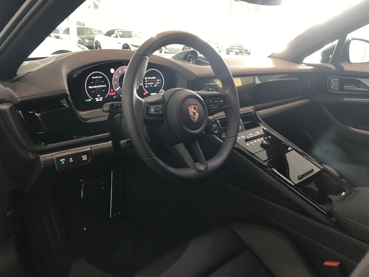 Porsche Panamera 4 Panorama Eldrag 354hk 2025, kuva 6/10