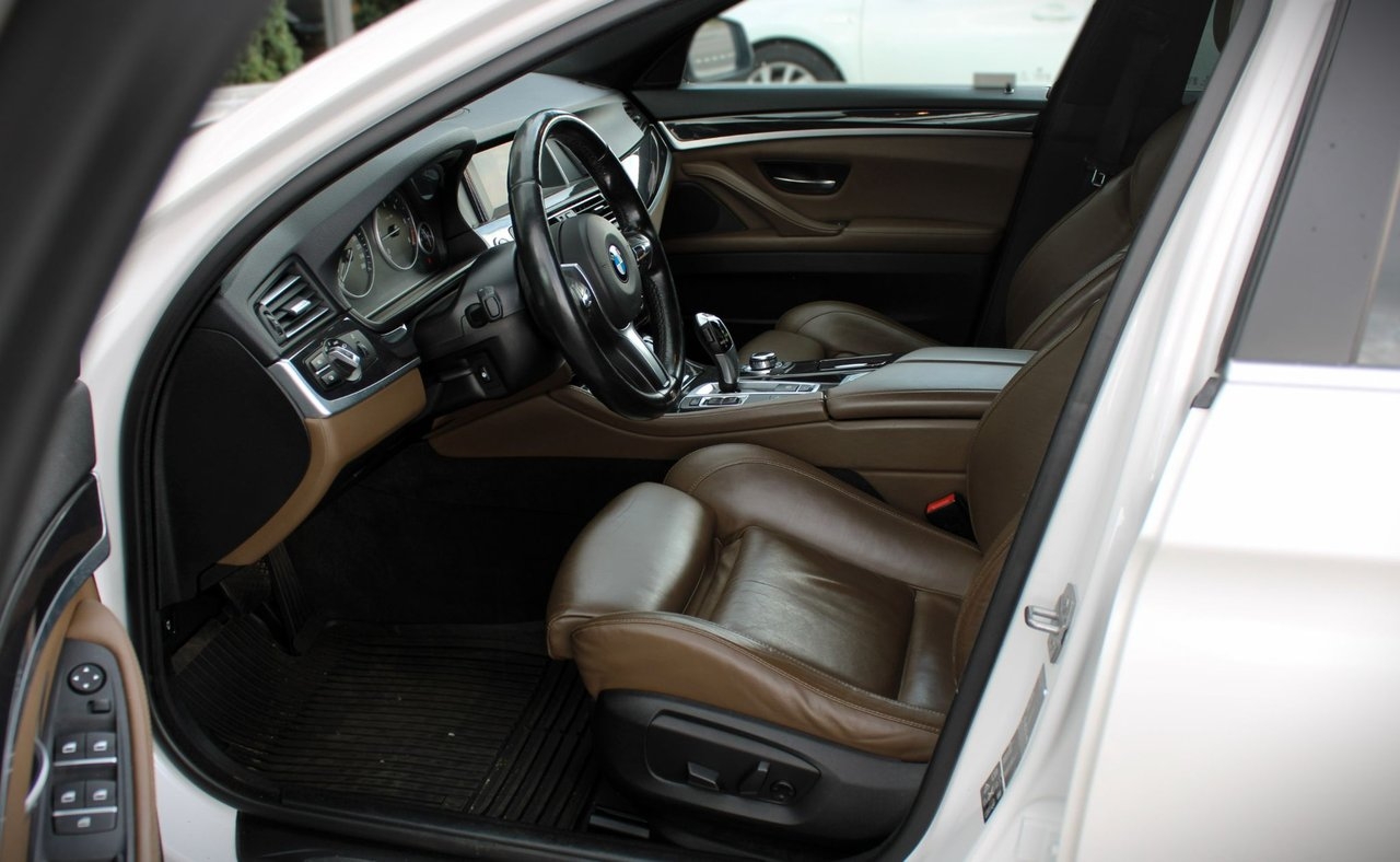 BMW 520 2016, bild 6/10