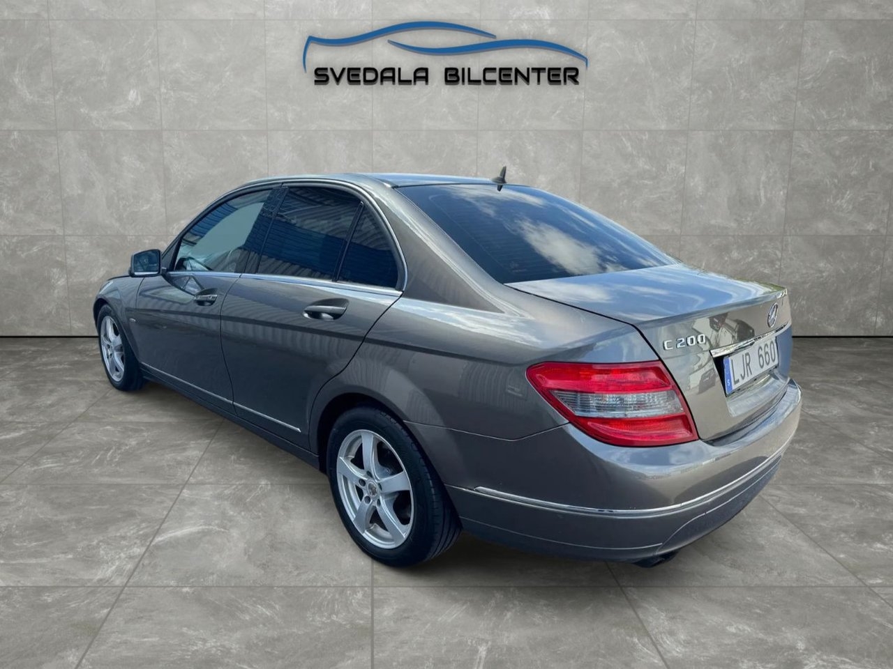 Mercedes-Benz C 2010, photo 4/10