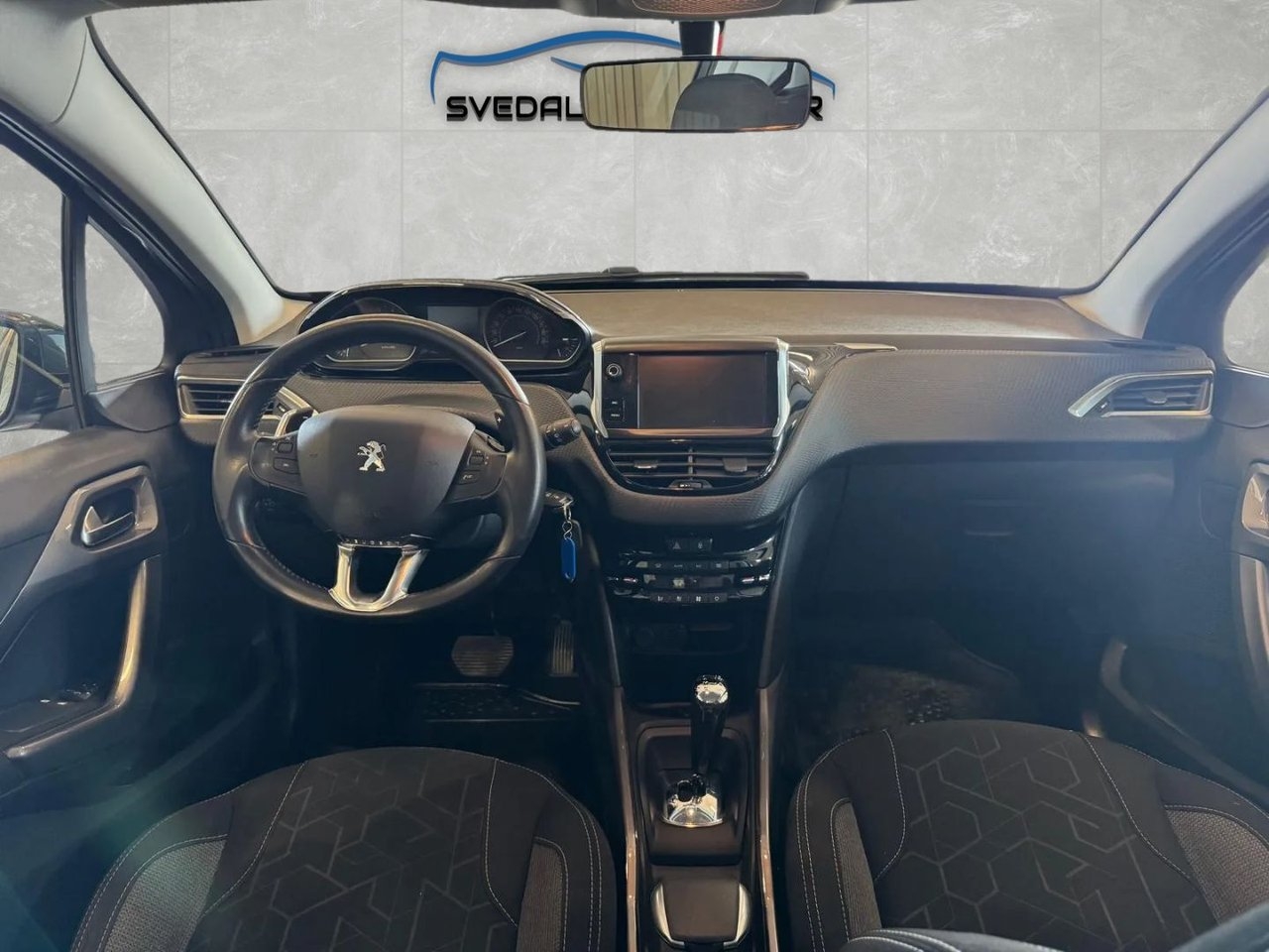 Peugeot 2008 1.2 VTi Euro 6 2017, photo 7/10