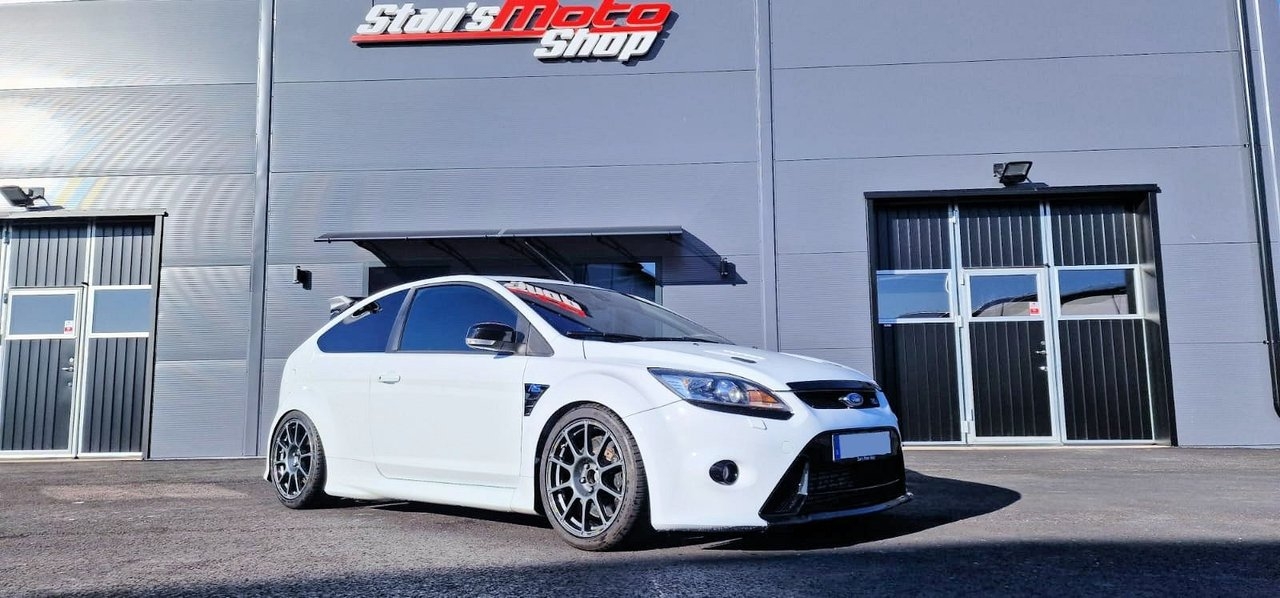 Ford Focus RS MK2 Smidd MaxxECU Öhlins 2010, bild 2/15