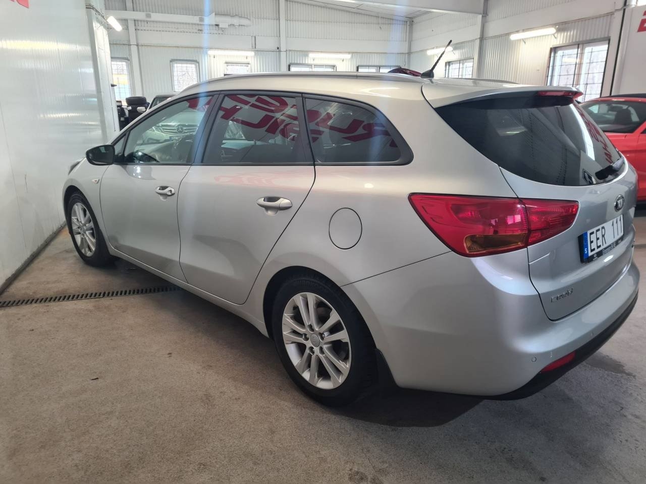 Kia Ceed _sw , 1.4 CRDi 90hk 2014, kuva 5/14