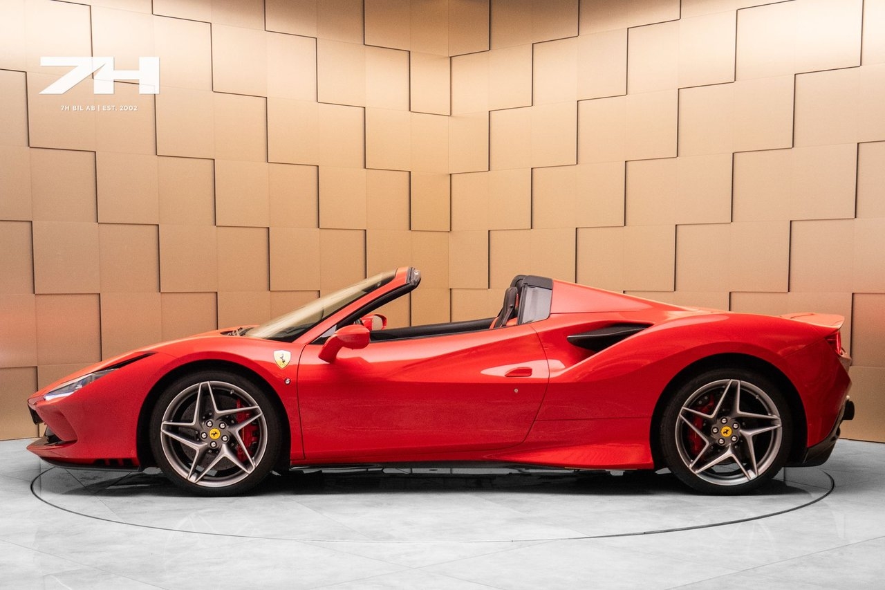 Ferrari F8 Spider 2021, bild 2/10
