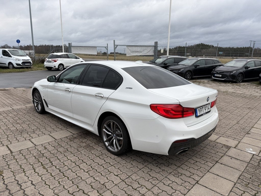 BMW 530 e M-SPORT iPERFORMANCE 2018, bild 2/21