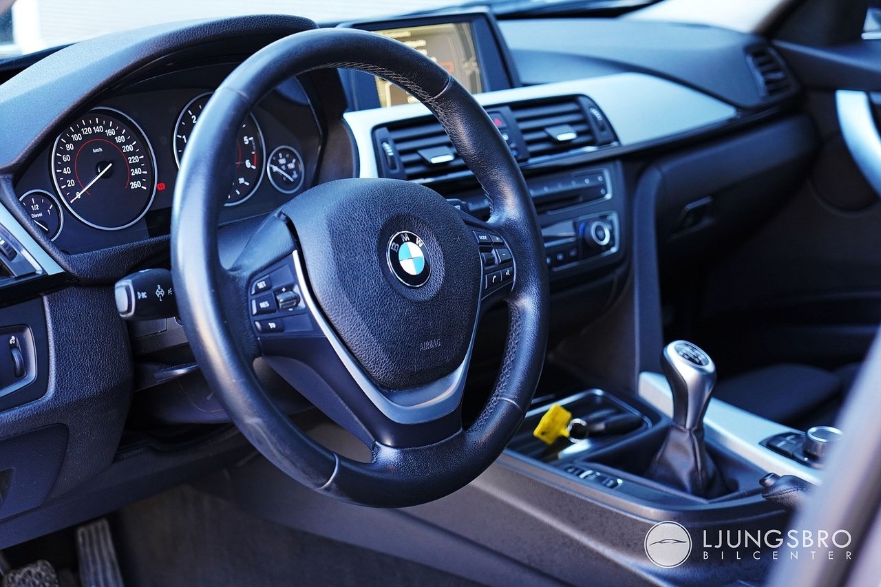 BMW 320 320d xDrive Sedan 184hk 2014, bild 5/12