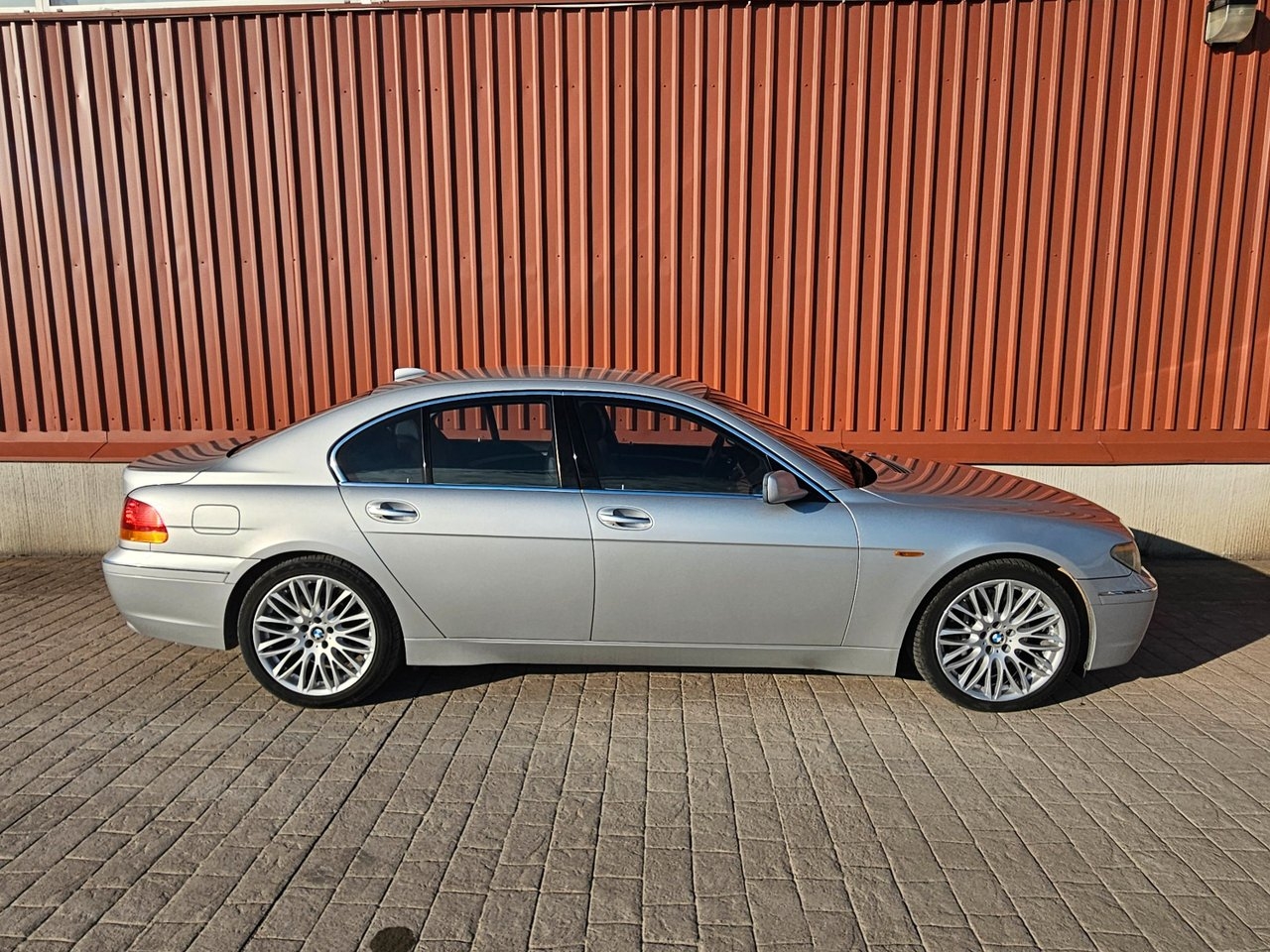 BMW 760 i L V12 445 HK 2003, bild 3/10