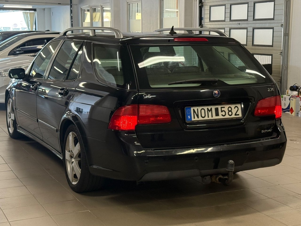 Saab 9-5 SportCombi 2.3t BioPower Vector 2008, kuva 5/10