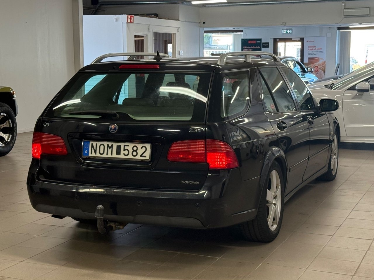 Saab 9-5 SportCombi 2.3t BioPower Vector 2008, kuva 4/10