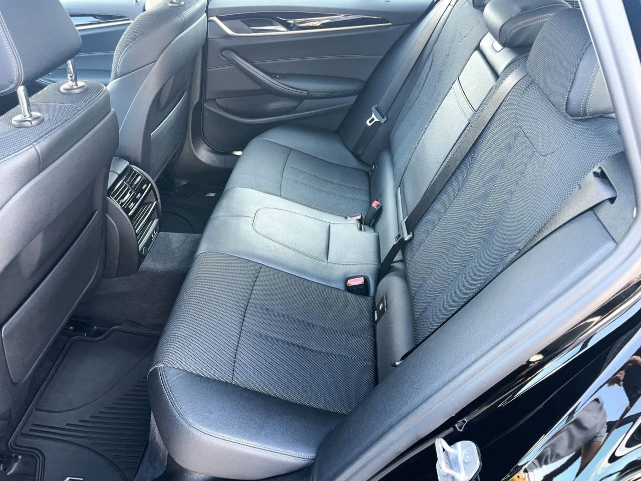 BMW 520 2020, bild 7/9
