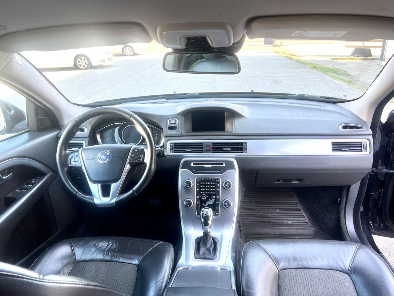 Volvo V70 2016, photo 7/7