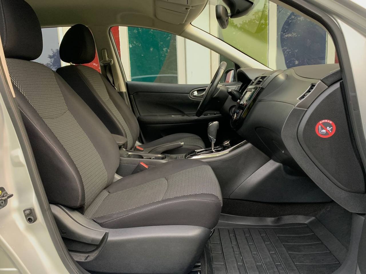 Nissan Pulsar 2016, bild 3/10