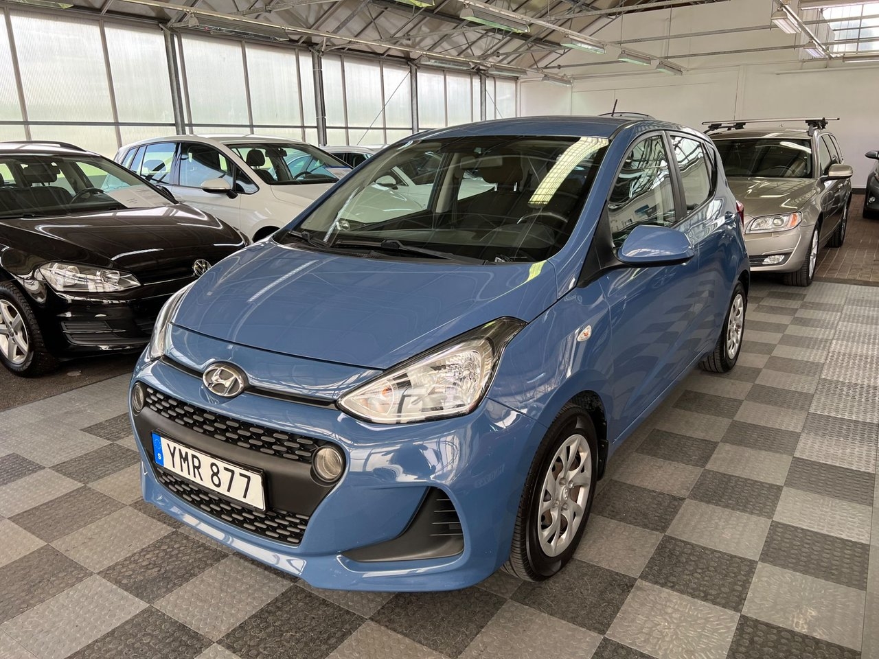 Hyundai i10 1.0 blue Comfort 2018, bild 2/19