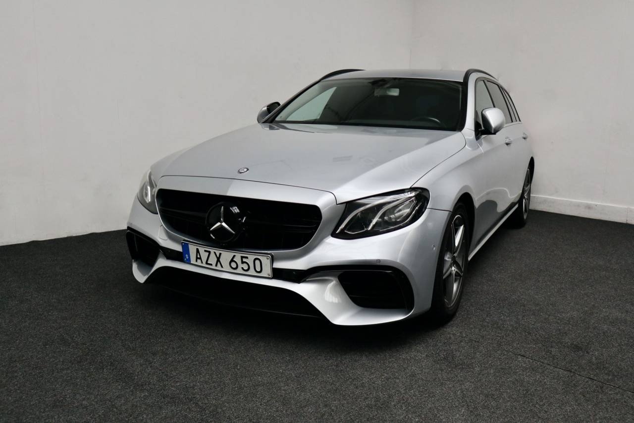 Mercedes-Benz E
