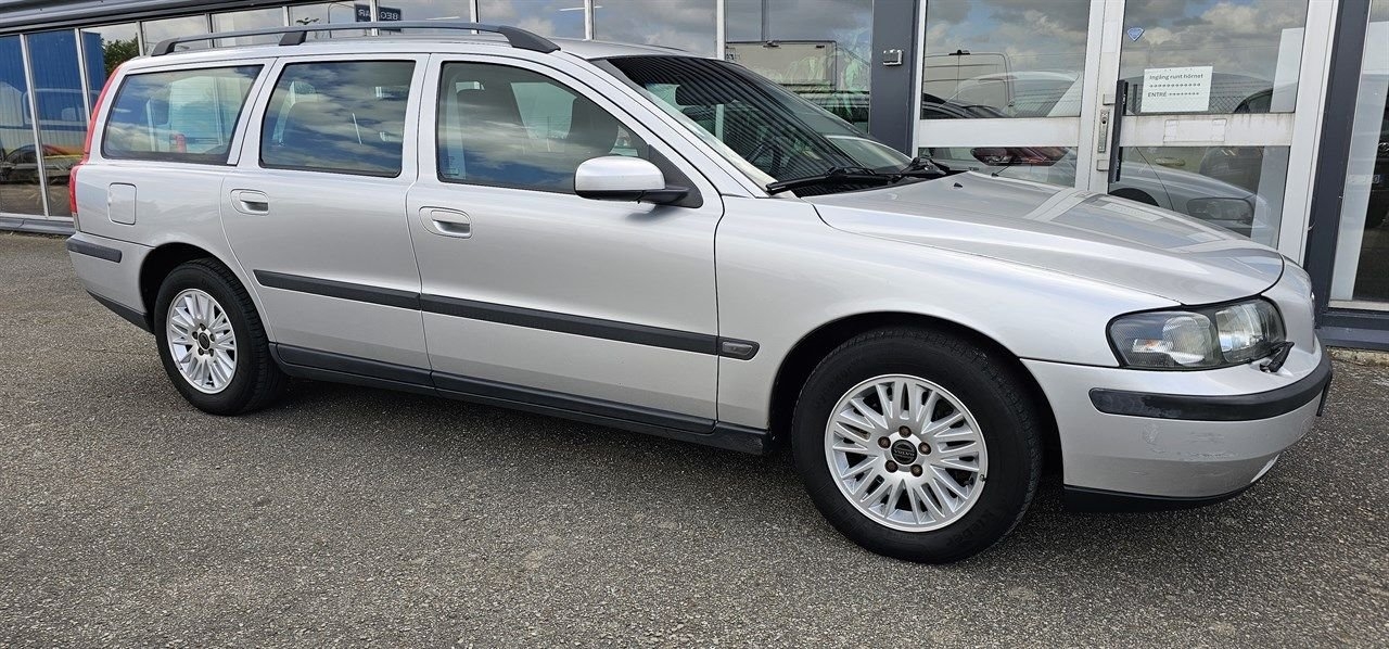 Volvo V70 2.4 Automatisk, 170hk Business 2004, bild 4/10