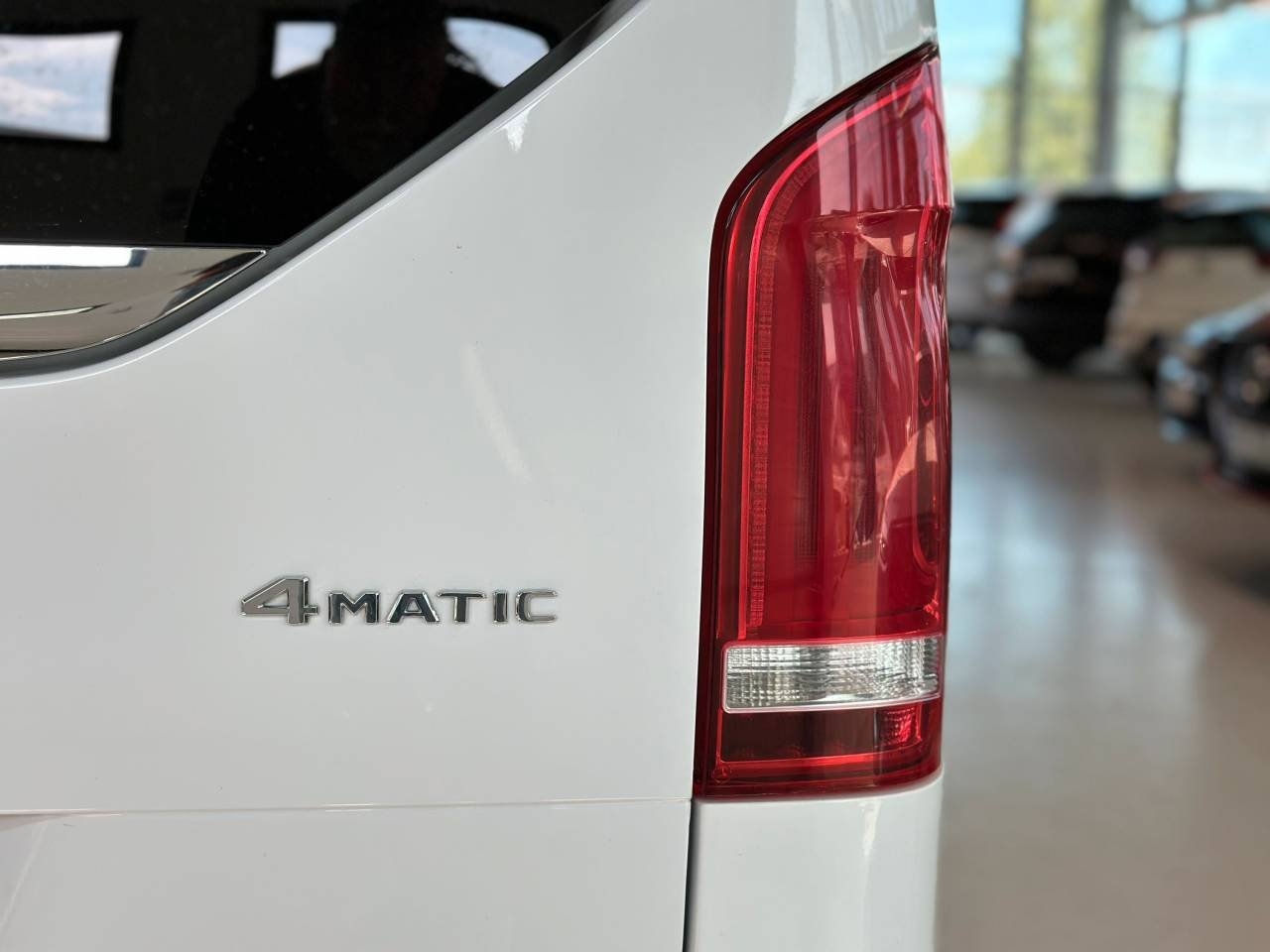 Mercedes-Benz V 2019, bild 7/10