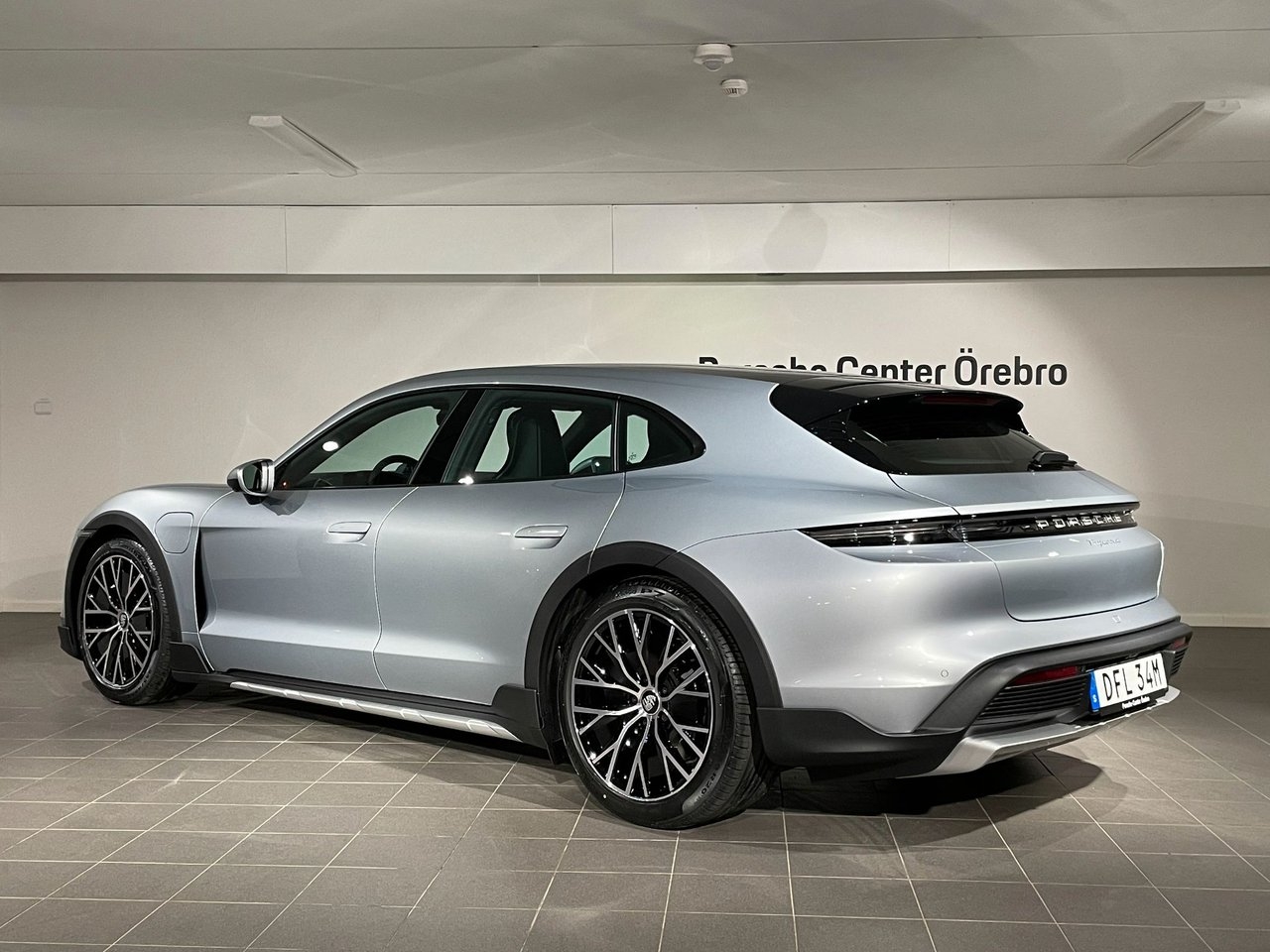 Porsche Taycan 4 CT Leasebar 2024, bild 2/10