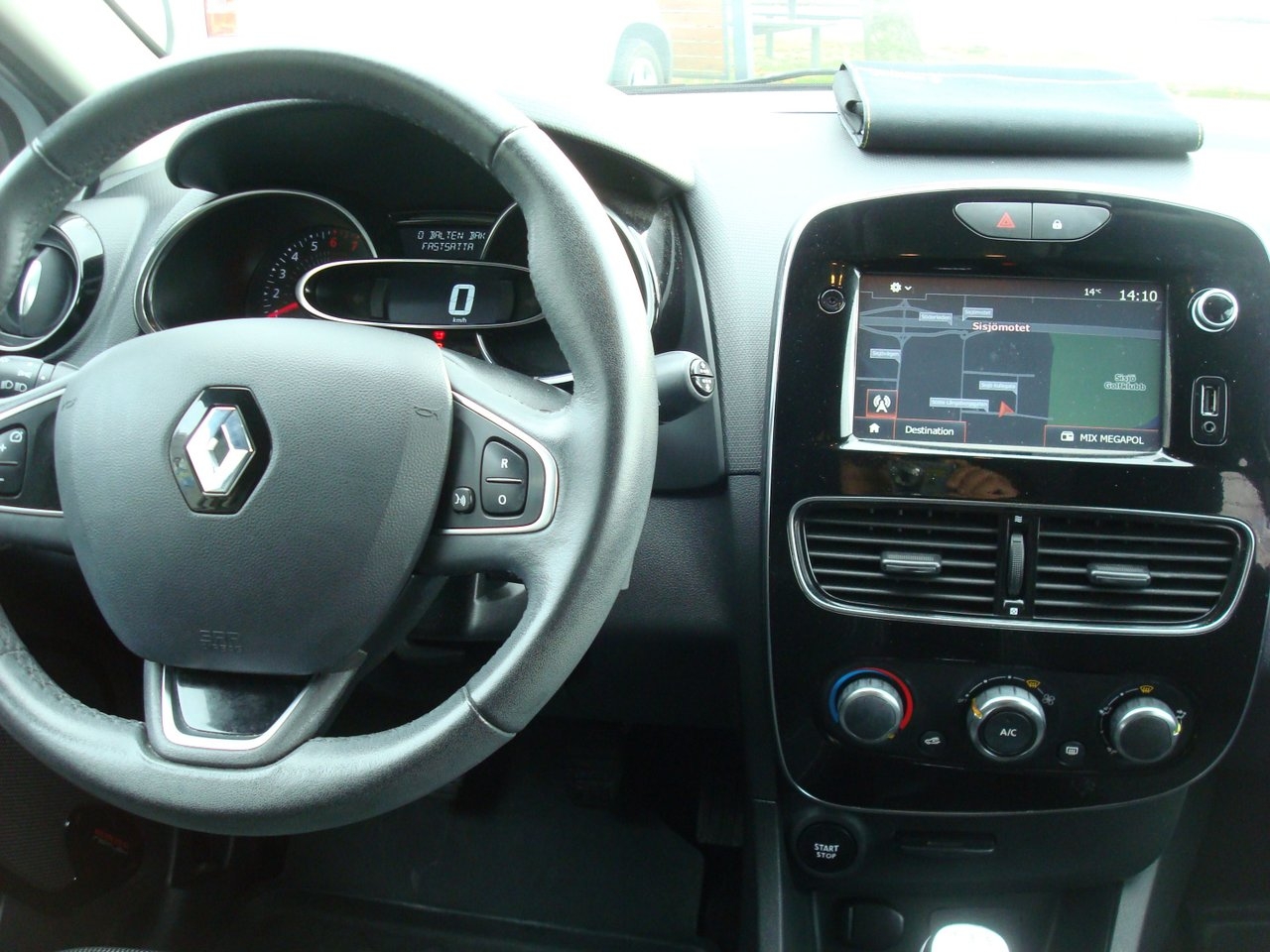 Renault Clio Ny kamrem,Lågskatt 2017, bild 5/6