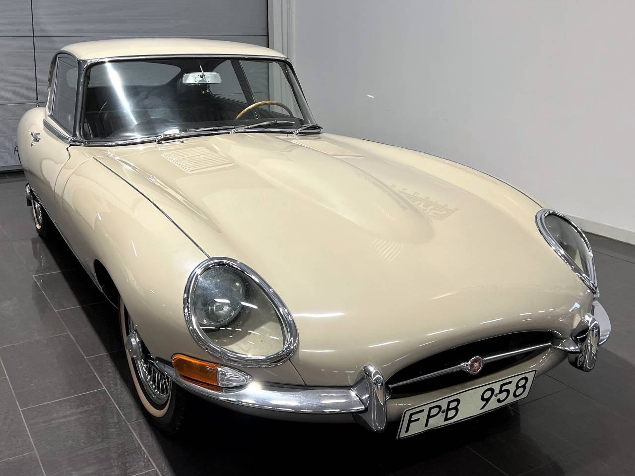 Jaguar E-Type 1967, bild 3/10