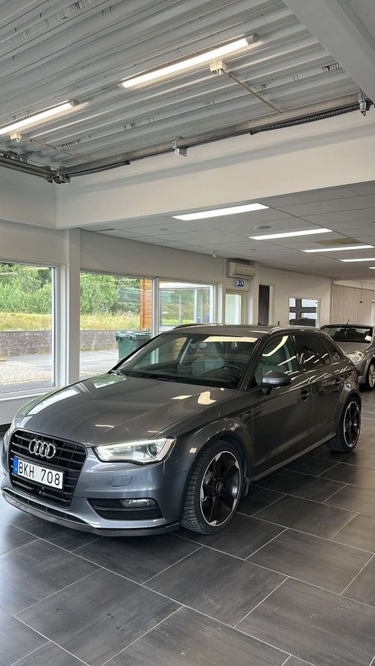 Audi A3 Sportback 2.0 TDI S 2013, bild 2/6