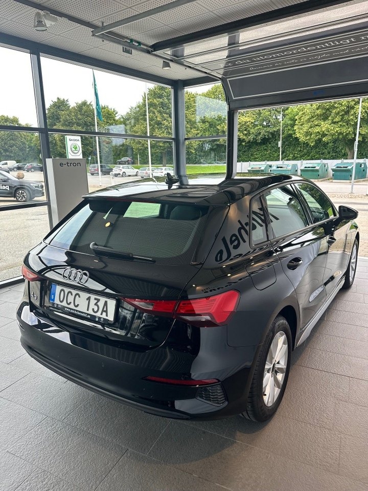 Audi A3 Sportback 35 TFSI Proline 2023, bild 3/4