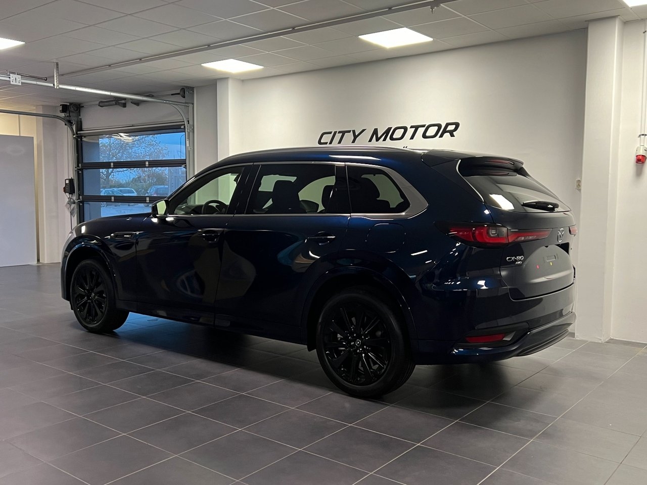 Mazda CX-80 2,5 PHEV 327hk Homura AWD 2026, bild 3/9