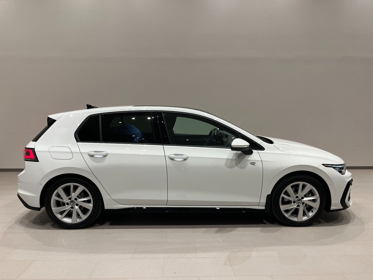 Volkswagen Golf Editon eTSI 150 hk DSG 2025, bild 4/10