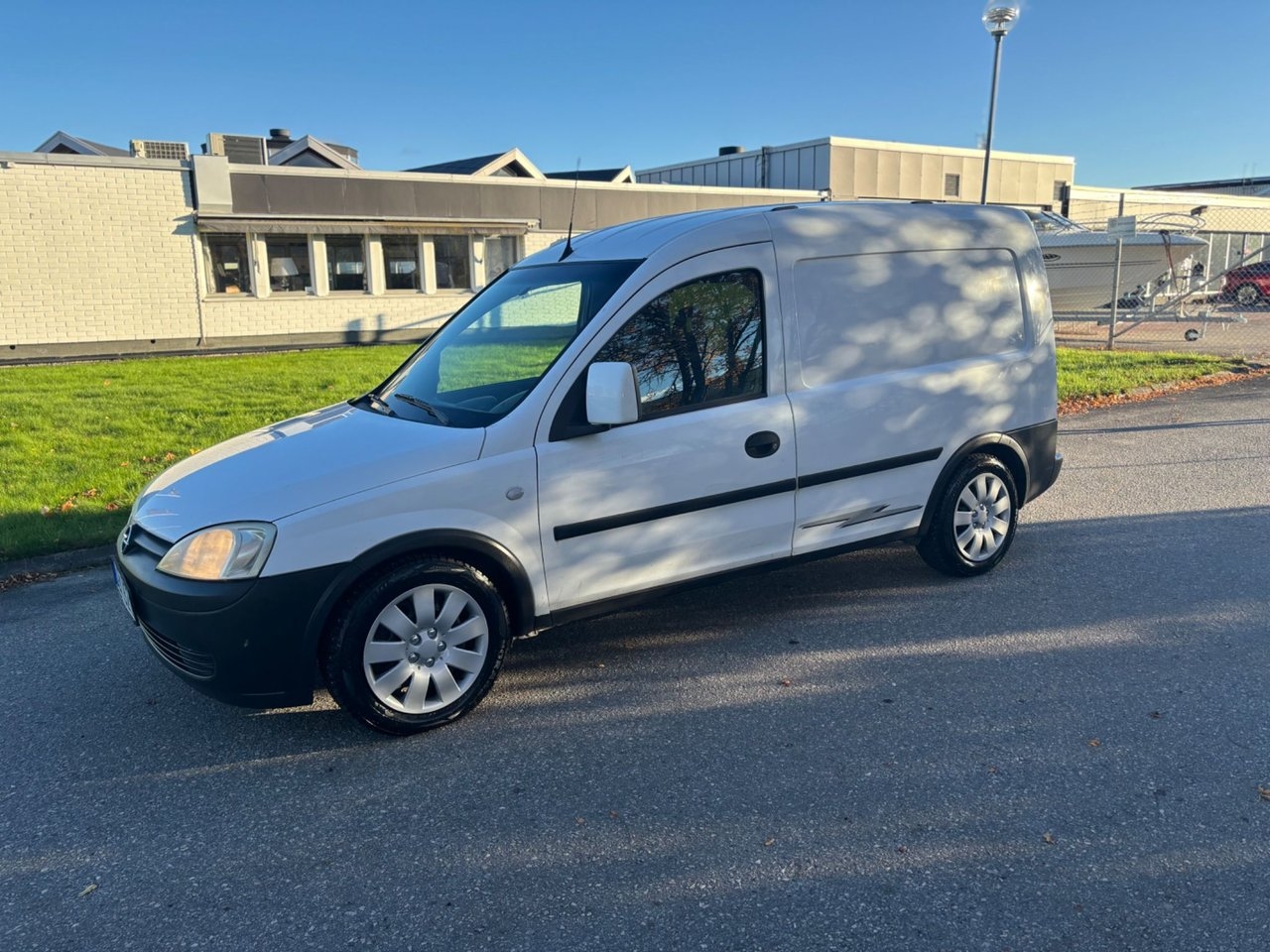 Opel Combo Van IP 1.3 CDTI ecoFLEX 2009, photo 2/10