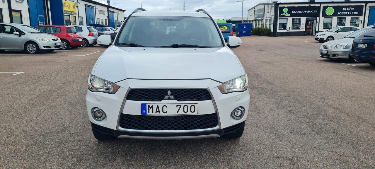 Mitsubishi Outlander 2012, kuva 5/10