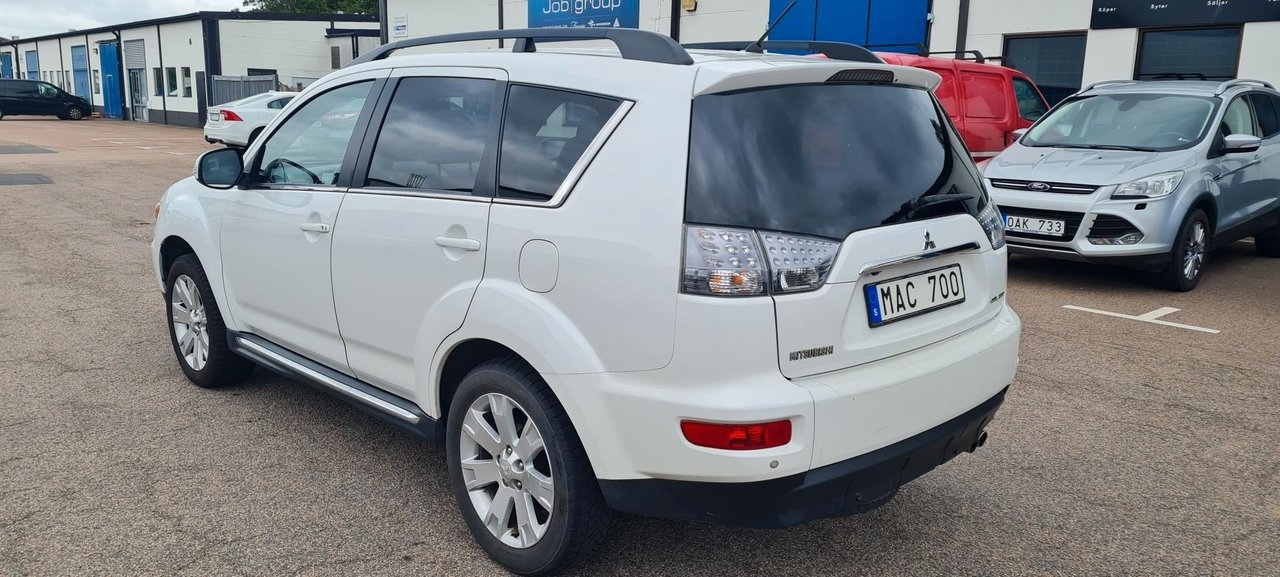 Mitsubishi Outlander 2012, kuva 3/10