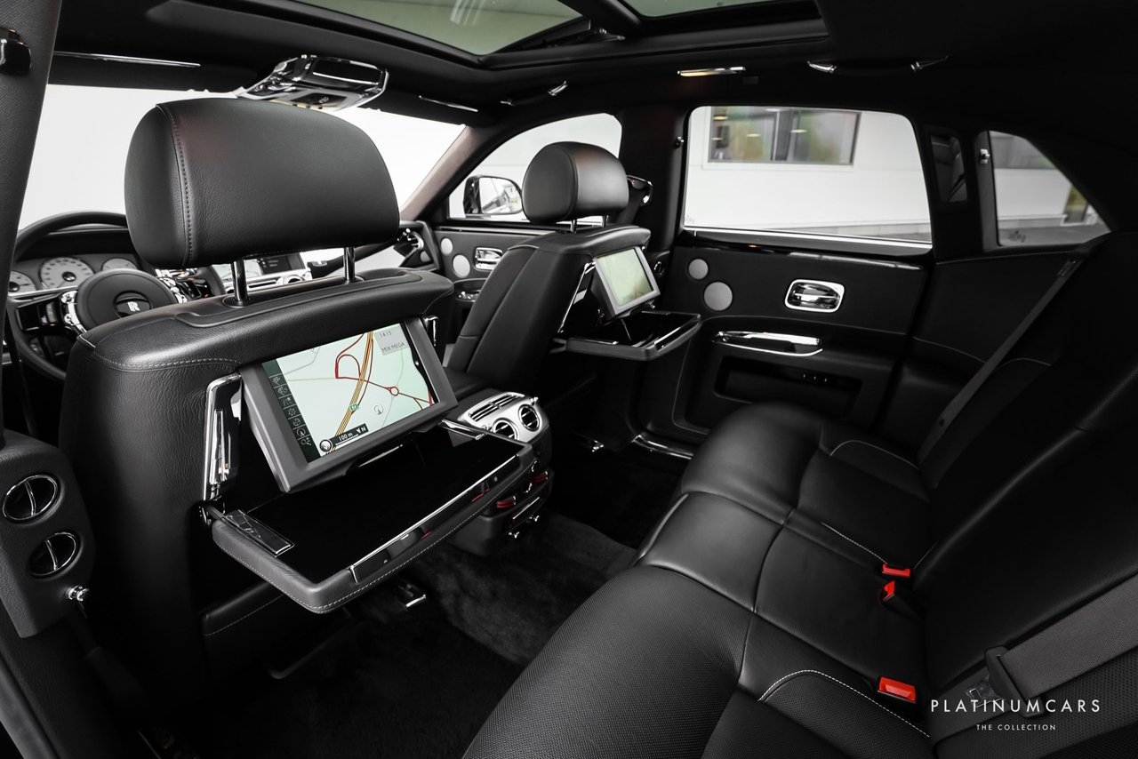 Rolls-Royce Ghost 2012, photo 7/23