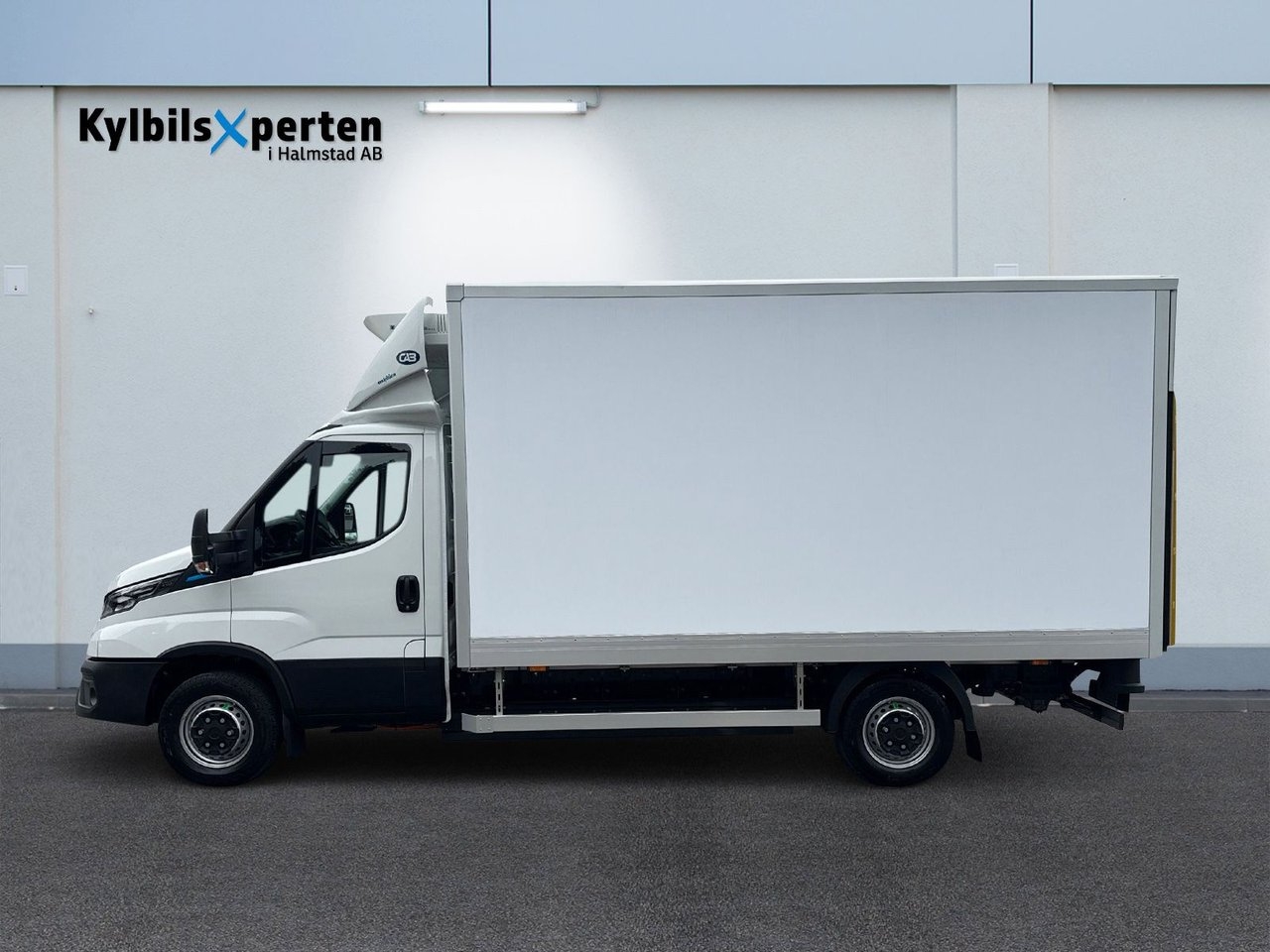 Iveco Daily 42S14E EC4S El-Kylbil 2026, bild 2/10