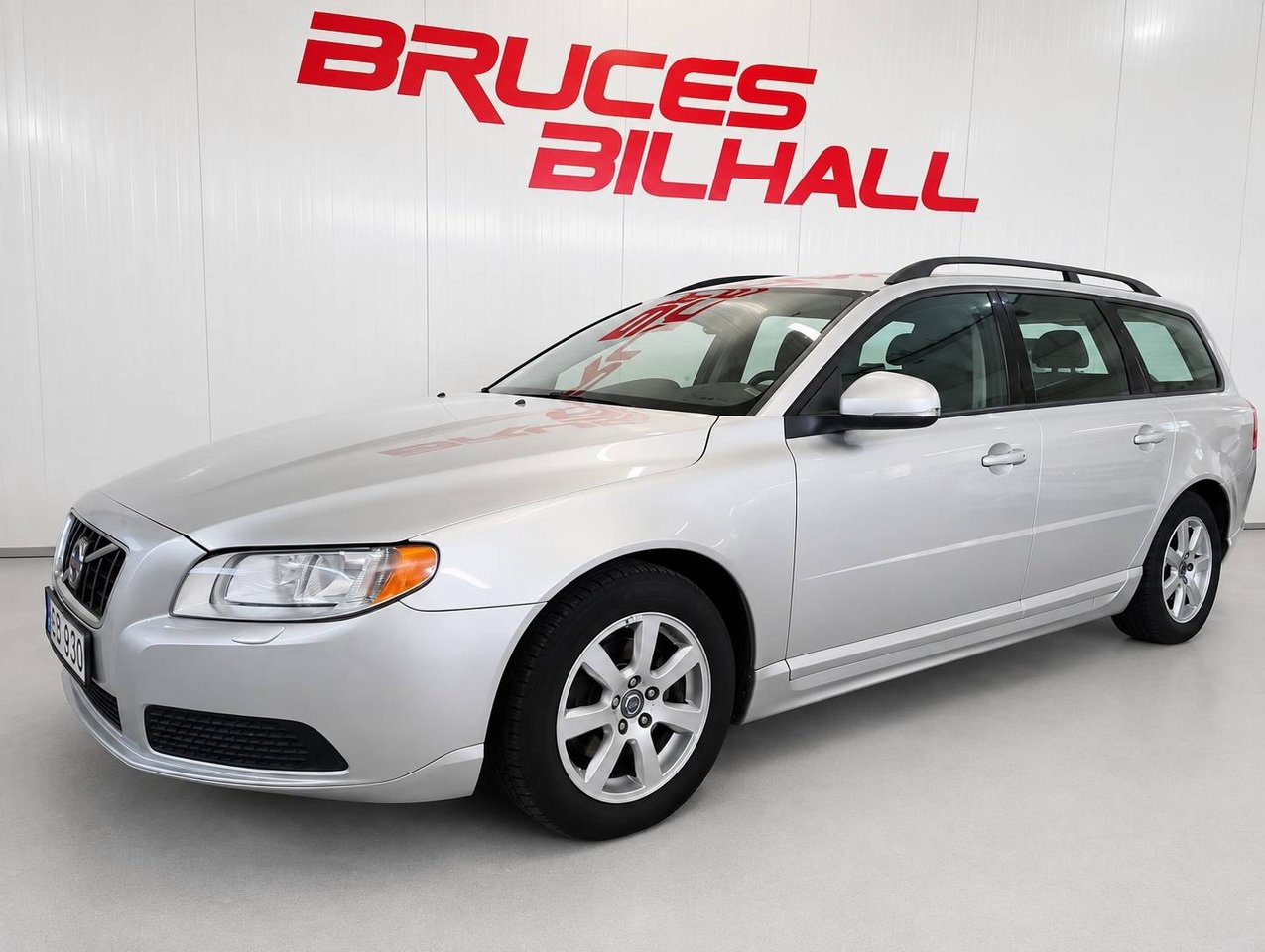 Volvo V70 1.6 DRIVe 2012, photo 2/9