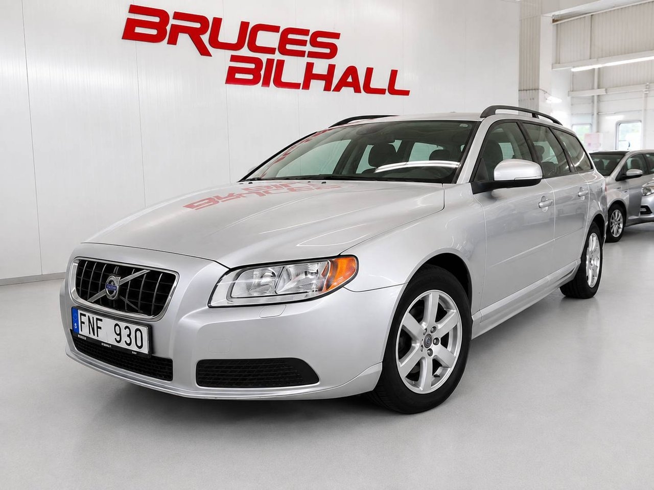 Volvo V70 1.6 DRIVe 2012, photo 3/9