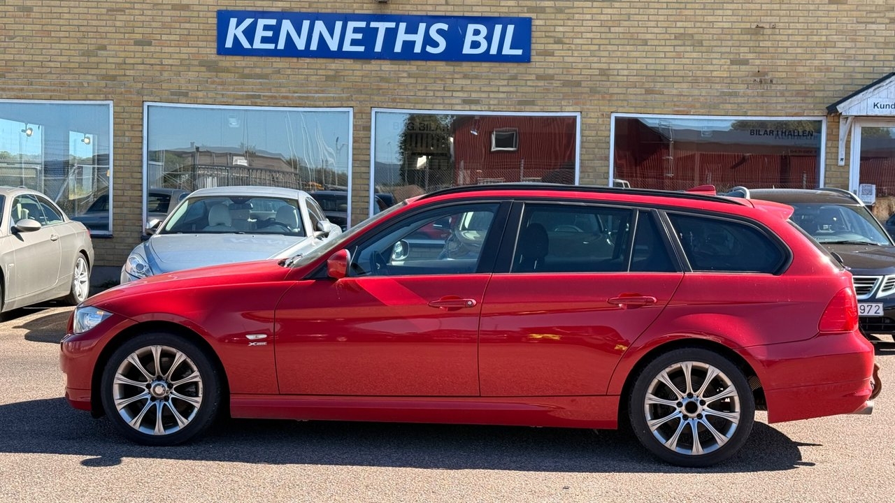 BMW 320 d xDrive Automat Touring 2011, bild 7/25