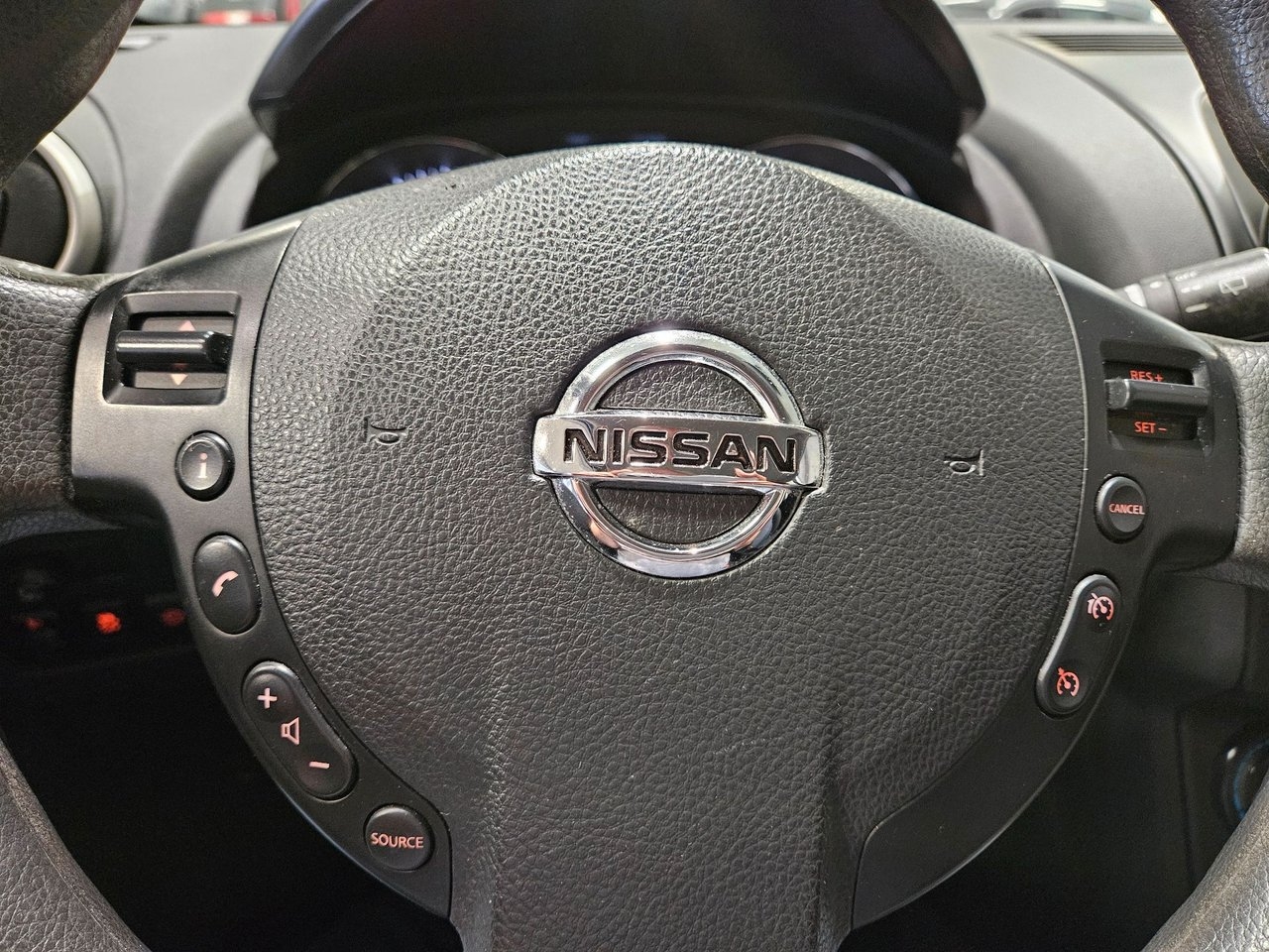 Nissan Qashqai 1.6 Visia 117 hk 2013, kuva 7/9