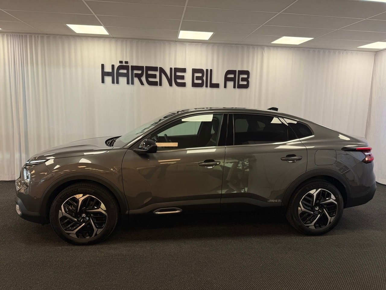 Citroen C4 X 2023, bild 2/8