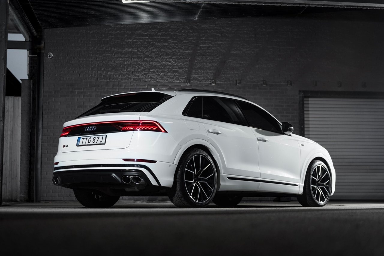 Audi SQ8 TDI 2020, photo 2/17