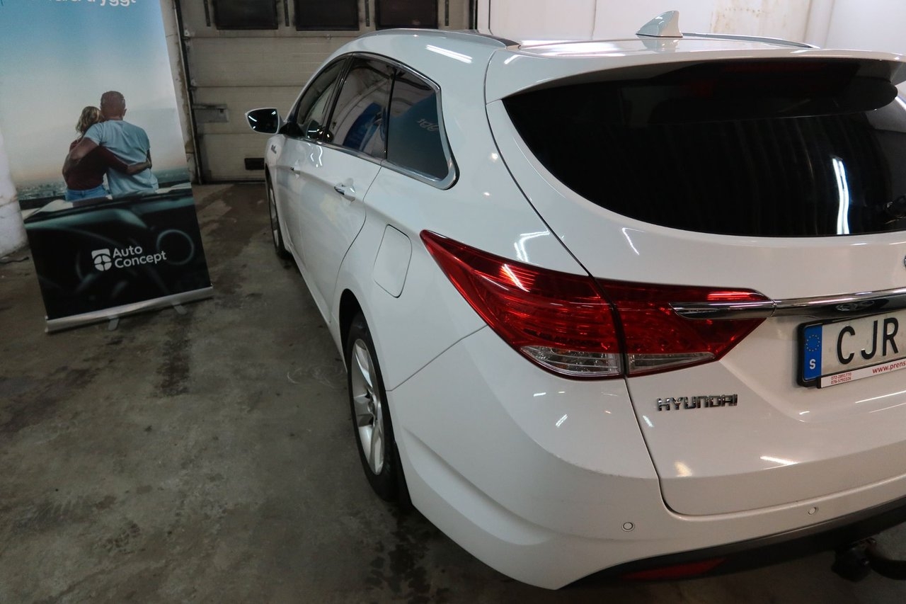Hyundai i40 cw 1.7 CRDi Business Euro 5 2015, bild 3/17