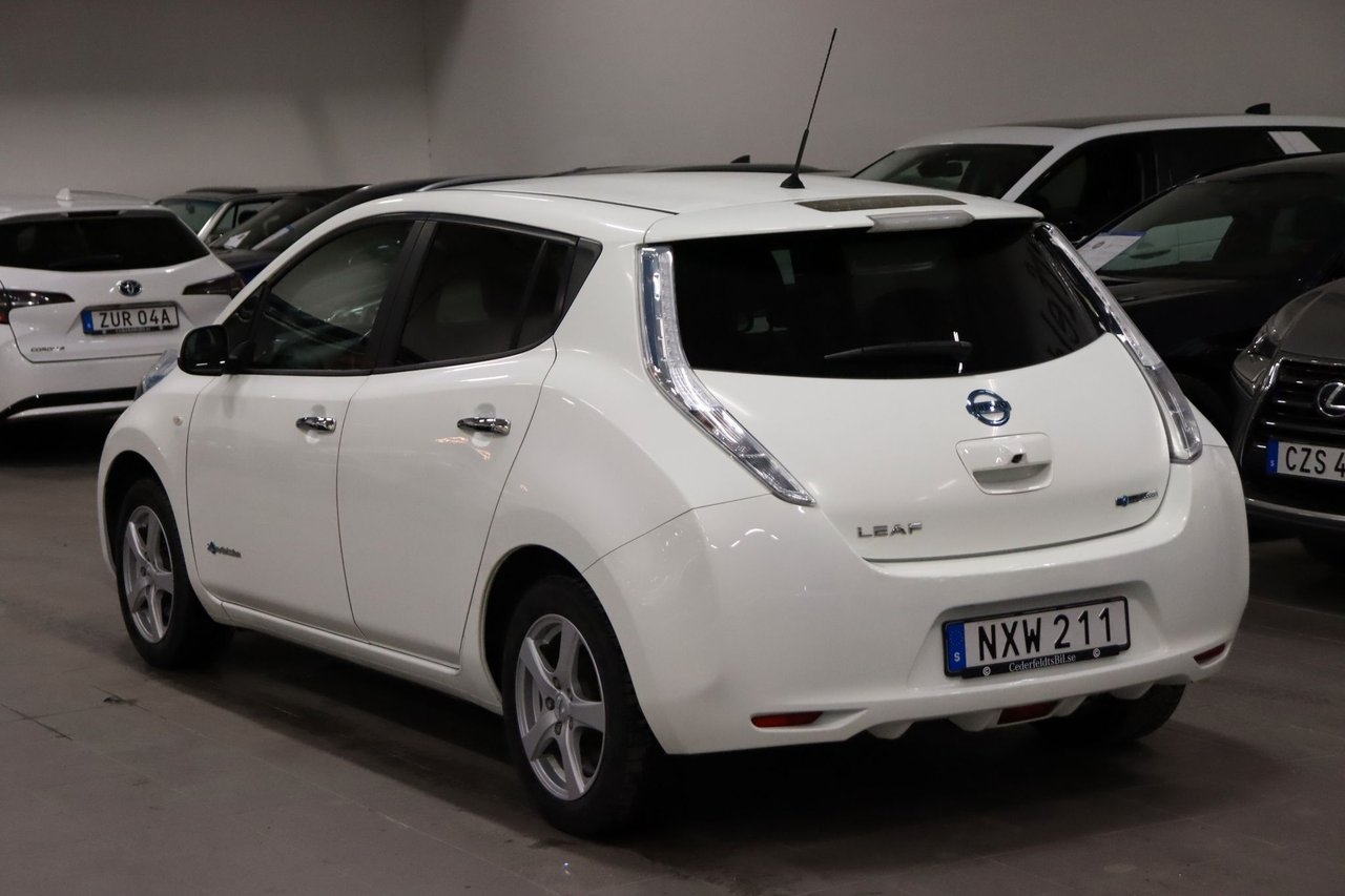 Nissan Leaf 30 kWh Navigation Backkamera 2016, bild 6/18