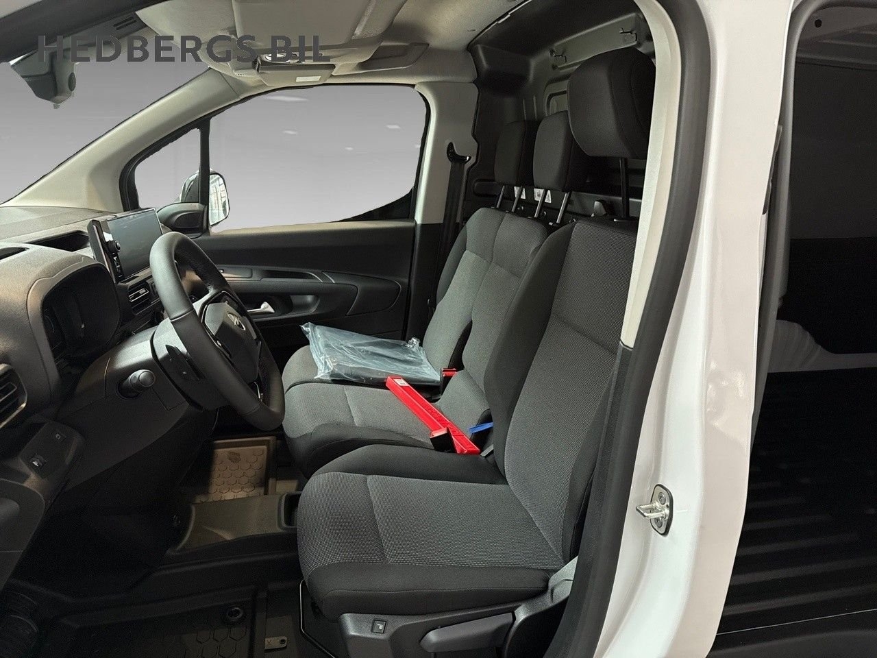 Opel Combo L2 1.5 BlueHDi 130HK AUT 2025, photo 7/10
