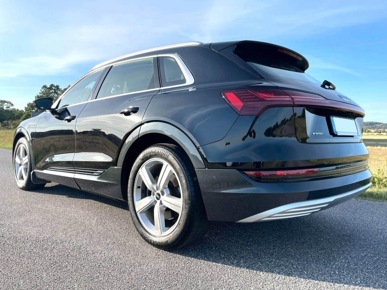 Audi e-tron 55 408Hk Quattro 2021, bild 2/9