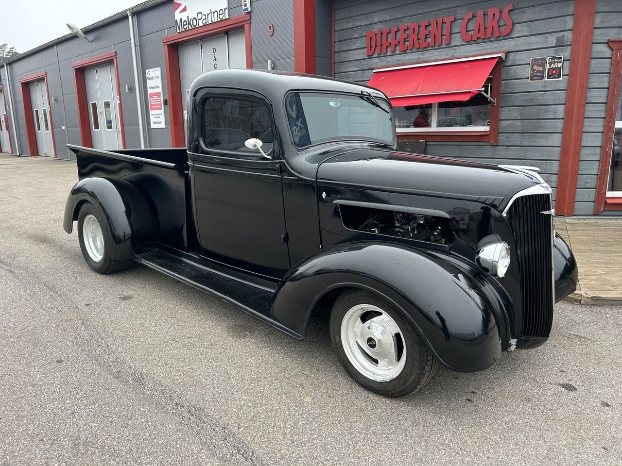 Chevrolet Master