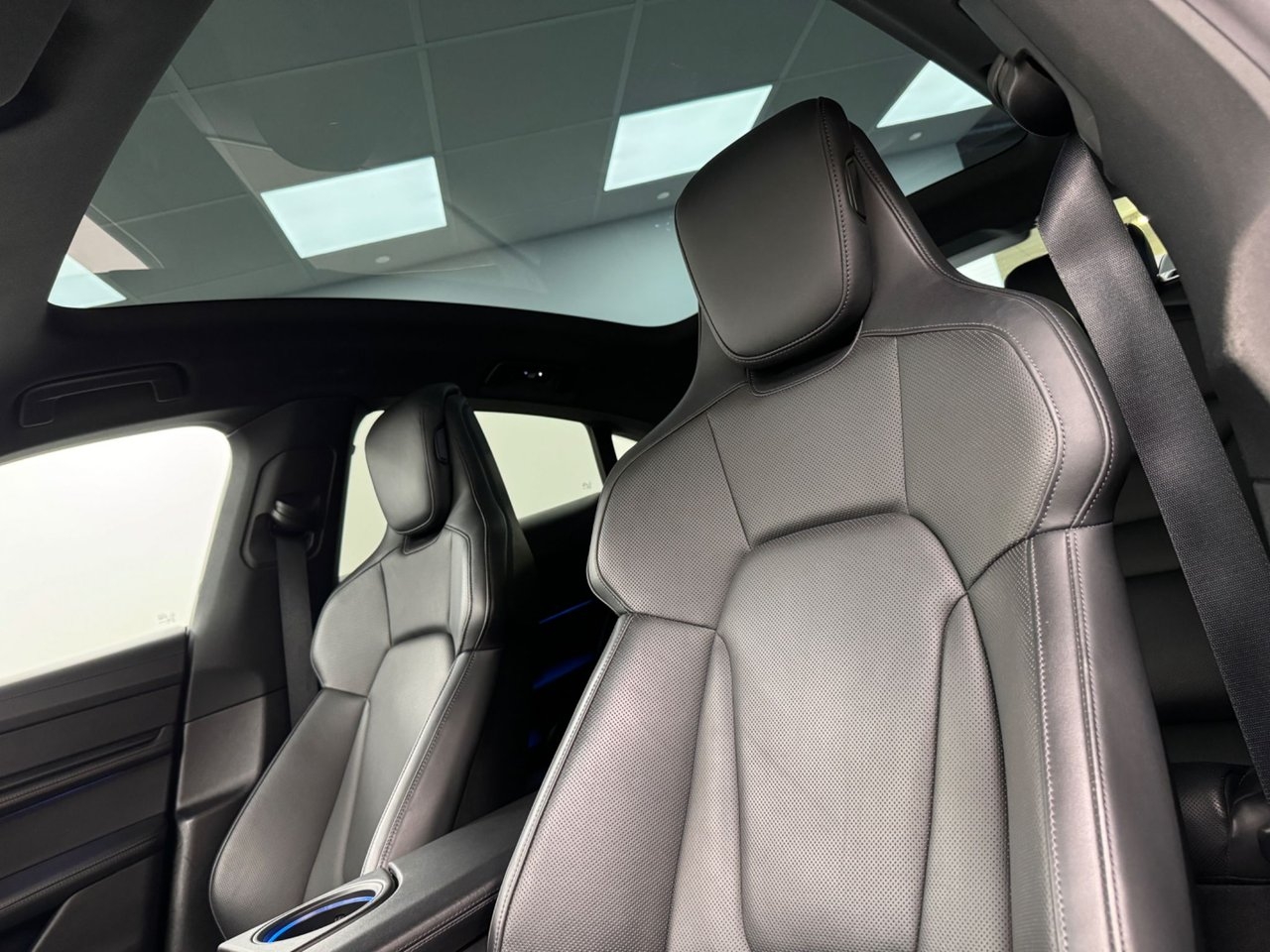 Porsche Taycan 4S 2022, bild 6/16