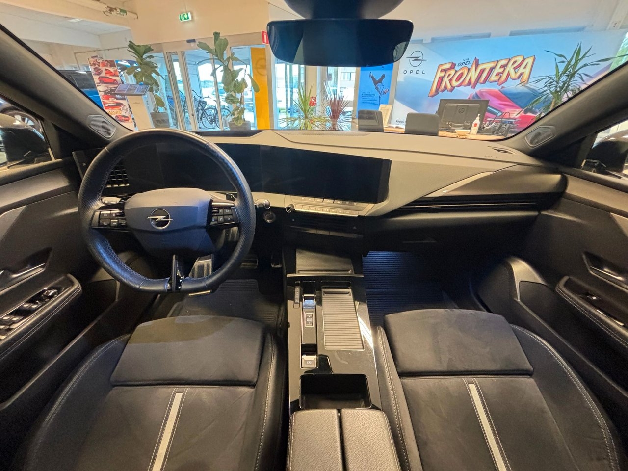 Opel Astra GSE PHEV 225hk V-hjul 2023, bild 7/27