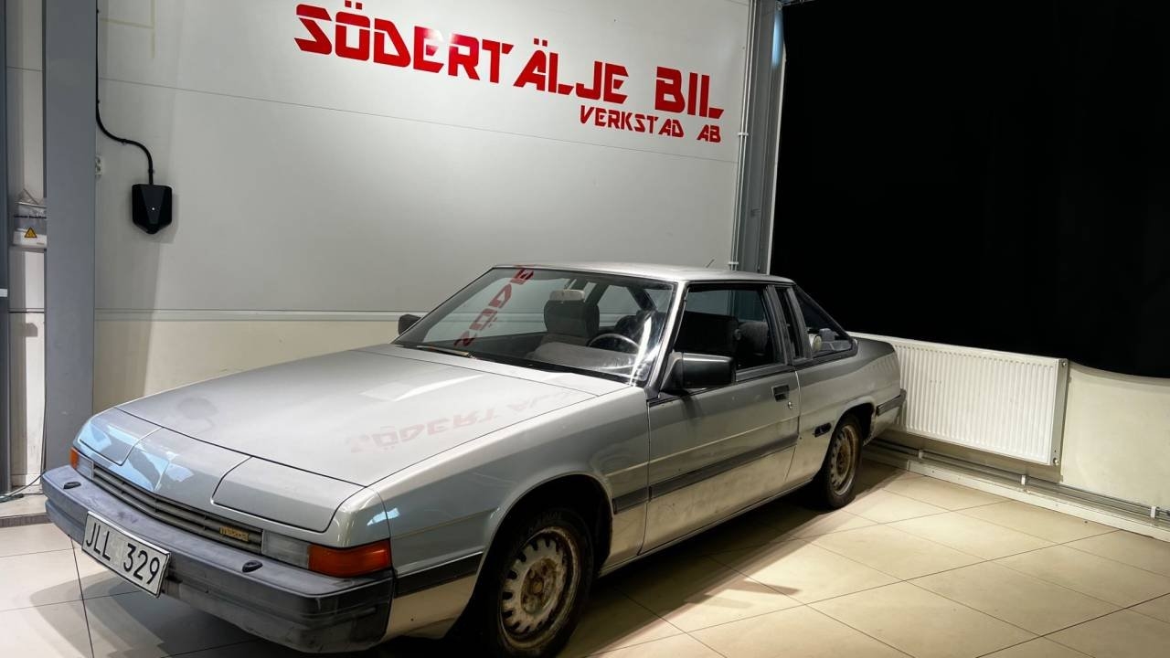 Mazda 929