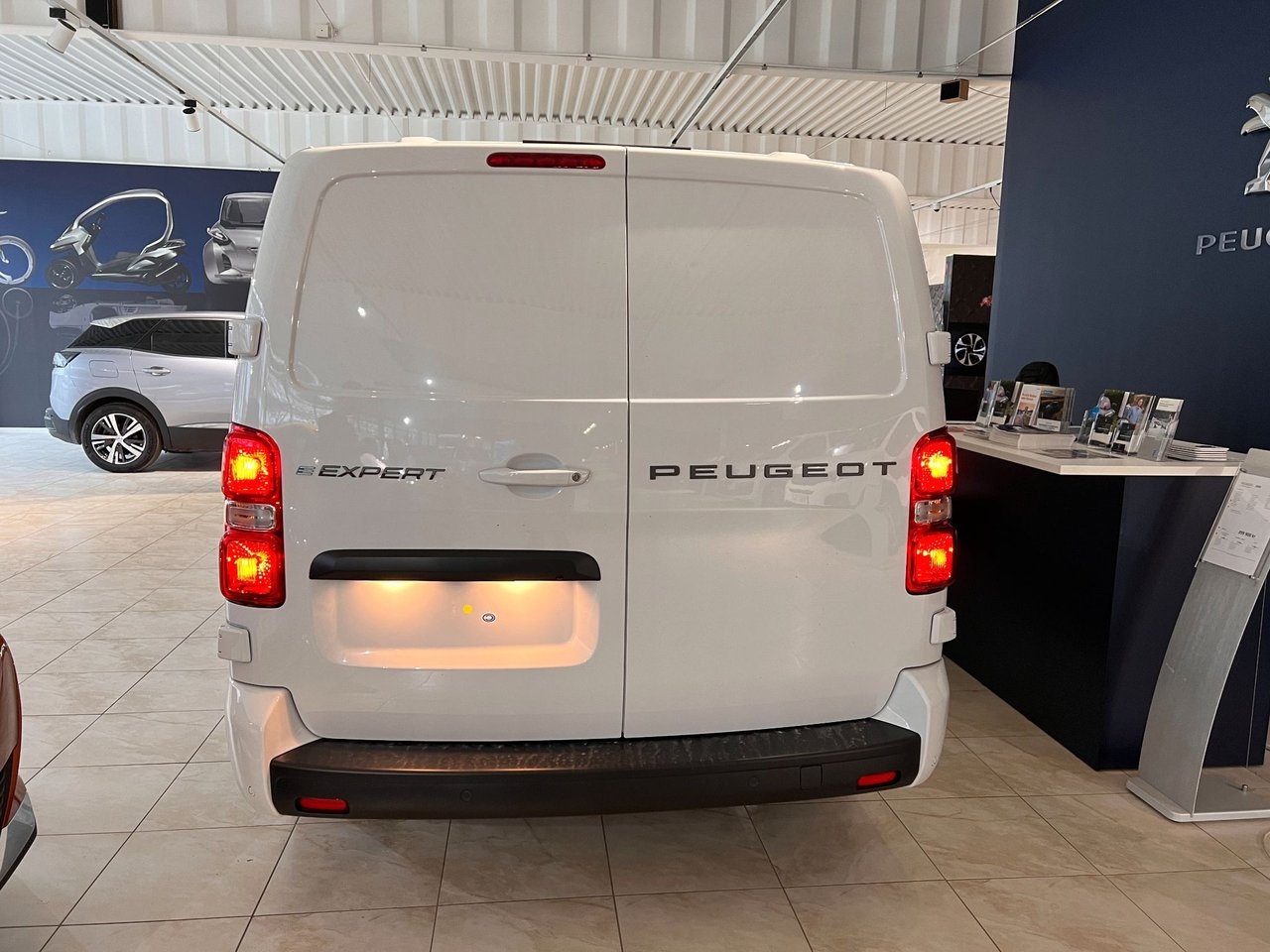 Peugeot e-Expert L3 PLUS 2025, bild 4/10