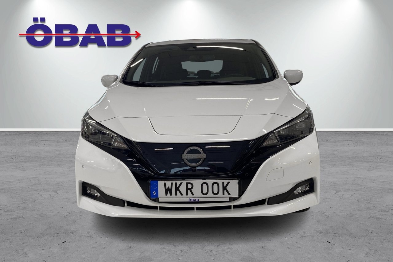 Nissan Leaf E+ N-Connecta 59 KWh 214 hk 2023, bild 2/10