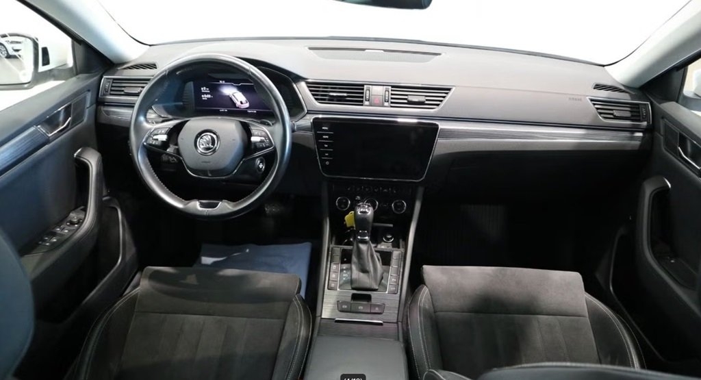 Skoda Superb 2021, bild 3/10
