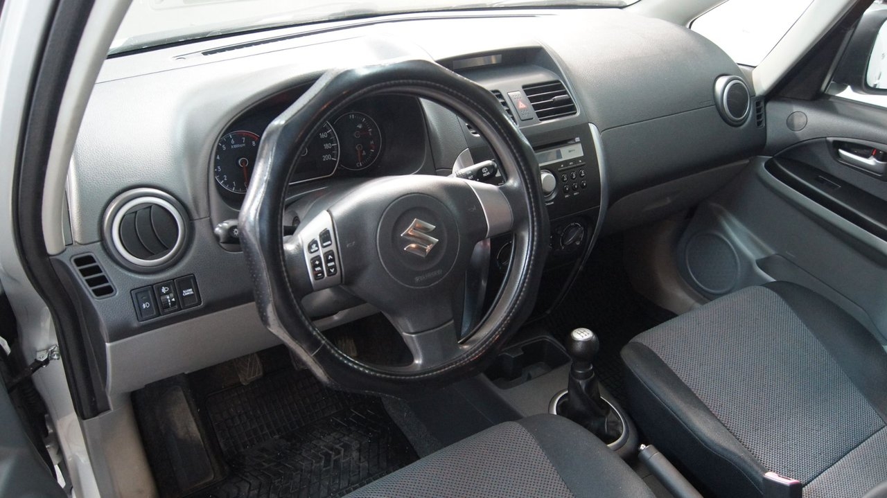 Suzuki SX4 1.6 VVT 2006, bild 6/6