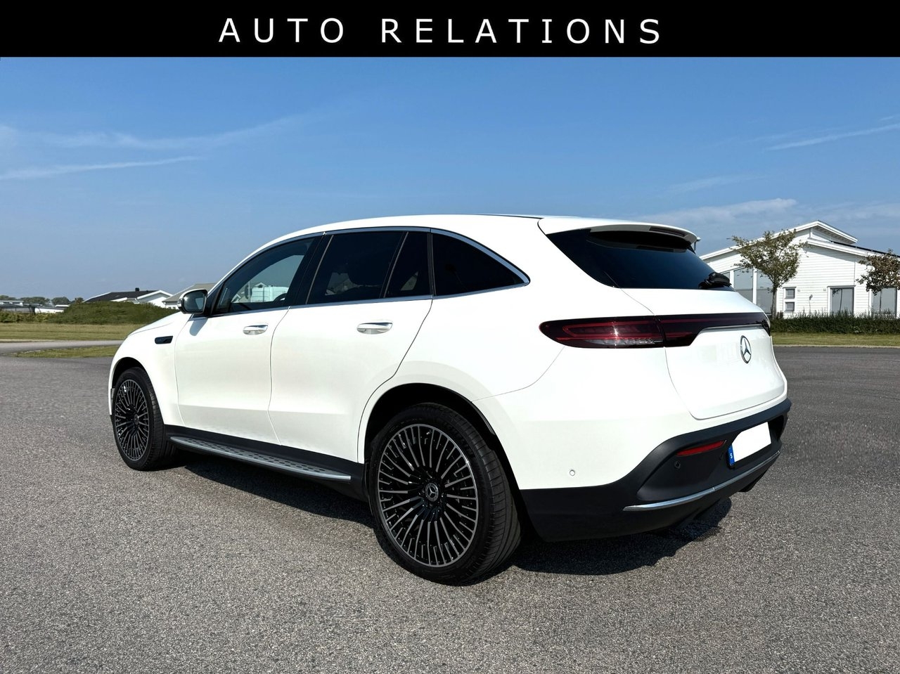 Mercedes-Benz EQC 2021, kuva 2/7